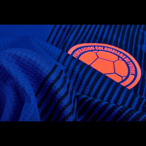 On Sale Colombia soccer jersey away - Picture 3 of 8